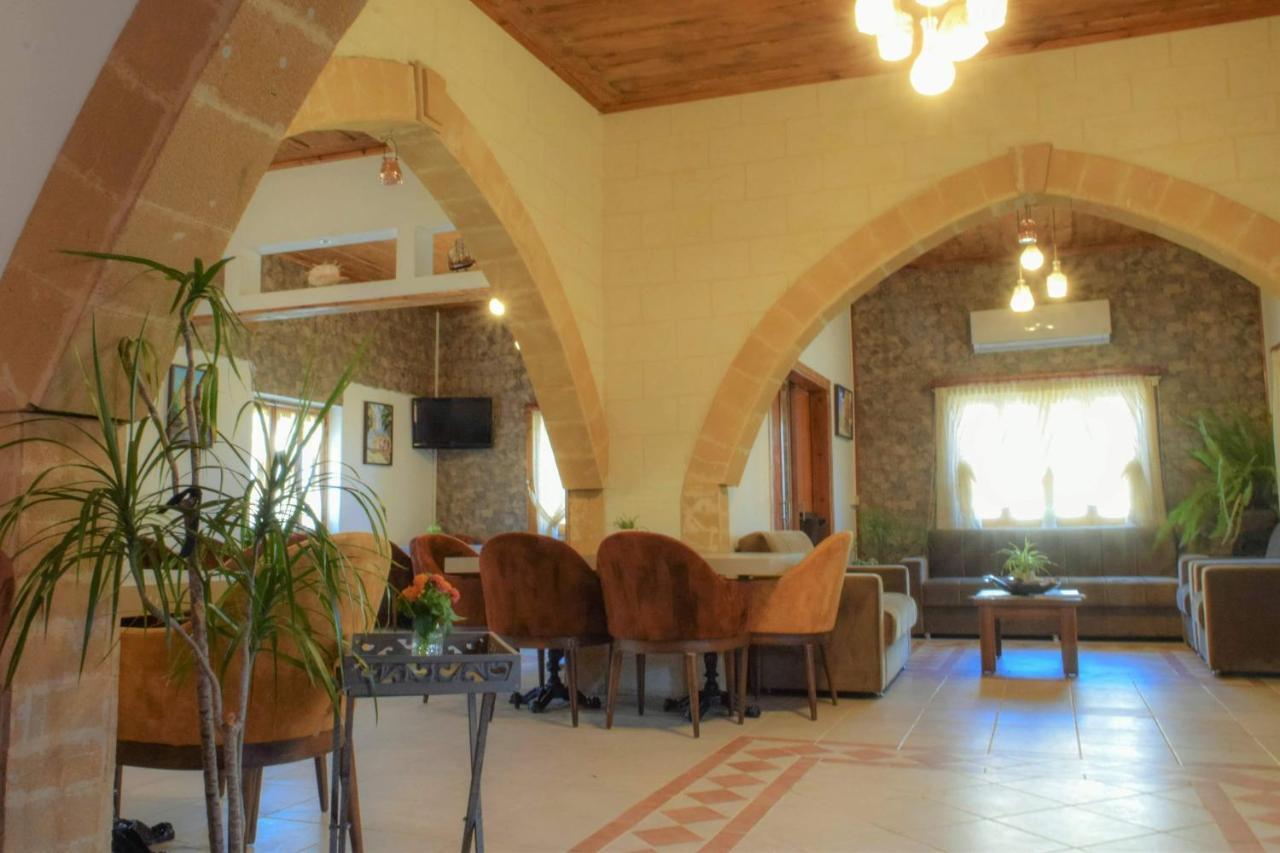 Golden Palms Guest House & Cafe Αμμόχωστος Εξωτερικό φωτογραφία