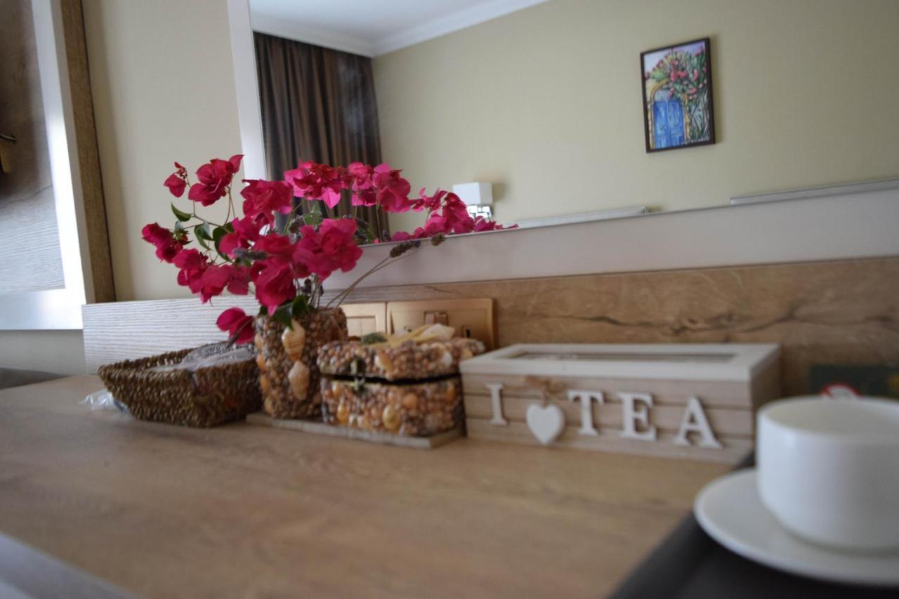 Golden Palms Guest House & Cafe Αμμόχωστος Εξωτερικό φωτογραφία